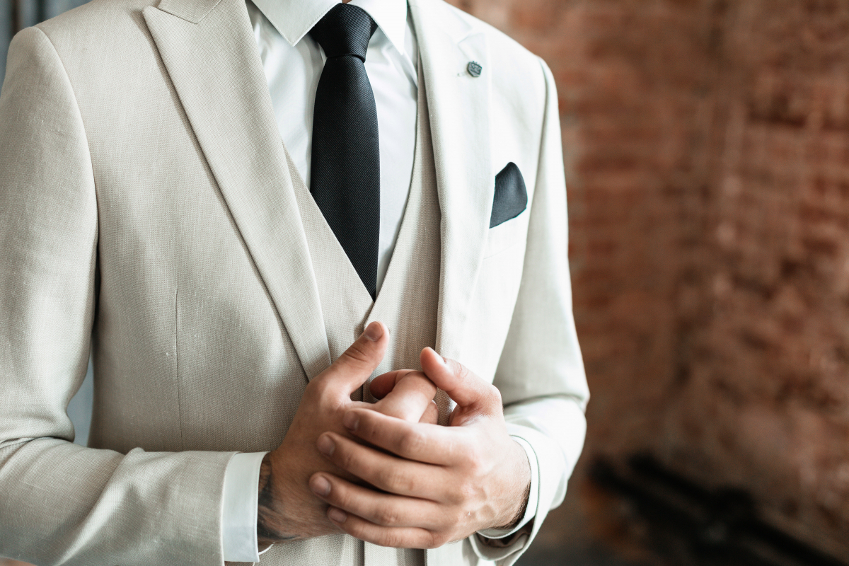 Мужской стиль для деловых встреч и вечерних мероприятий