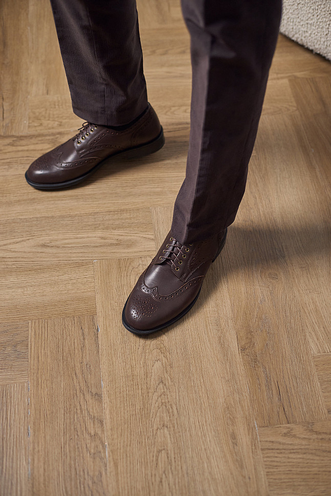 С какой обувью носить вельветовые брюки