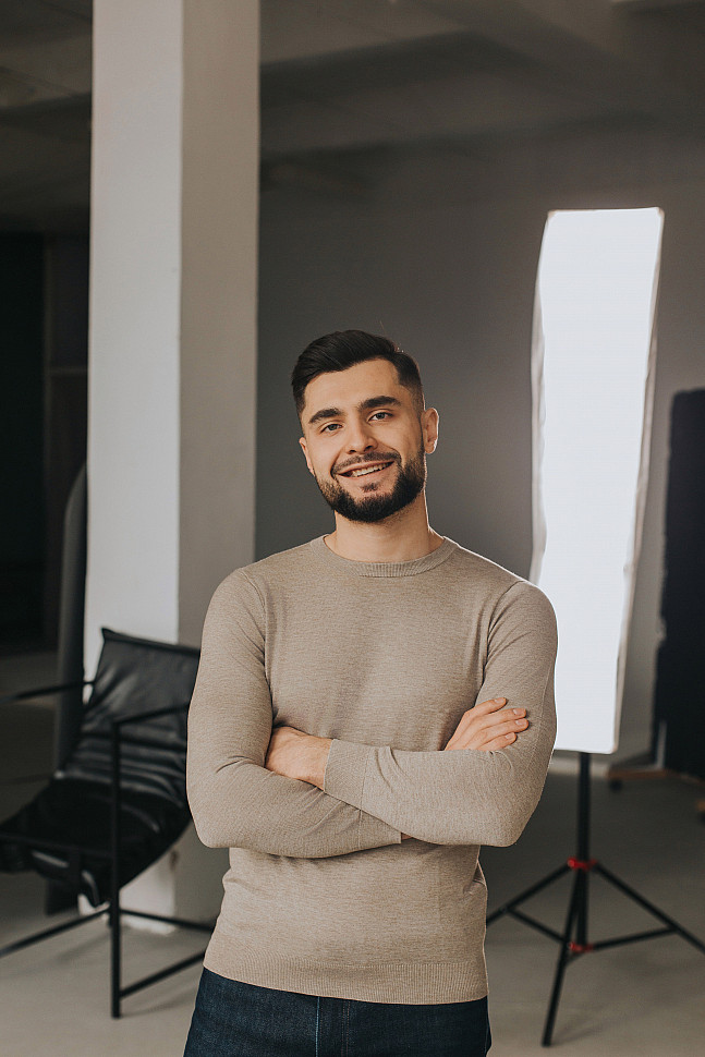 Джемпер с джинсами