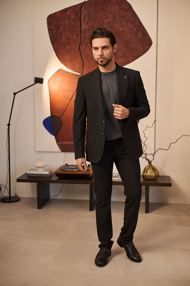 Мужской пиджак с джемпером