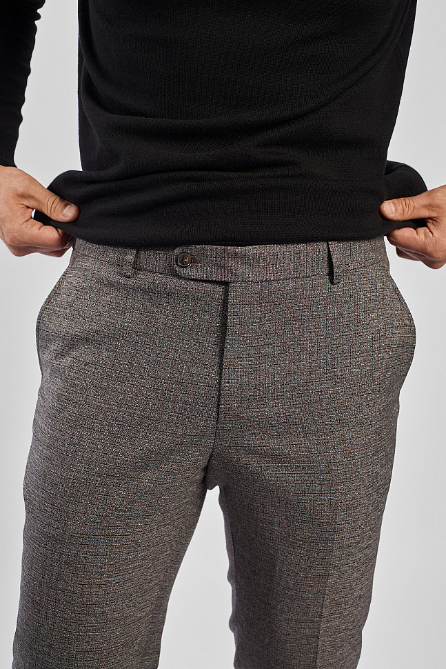 Мужские брюки с джемпером