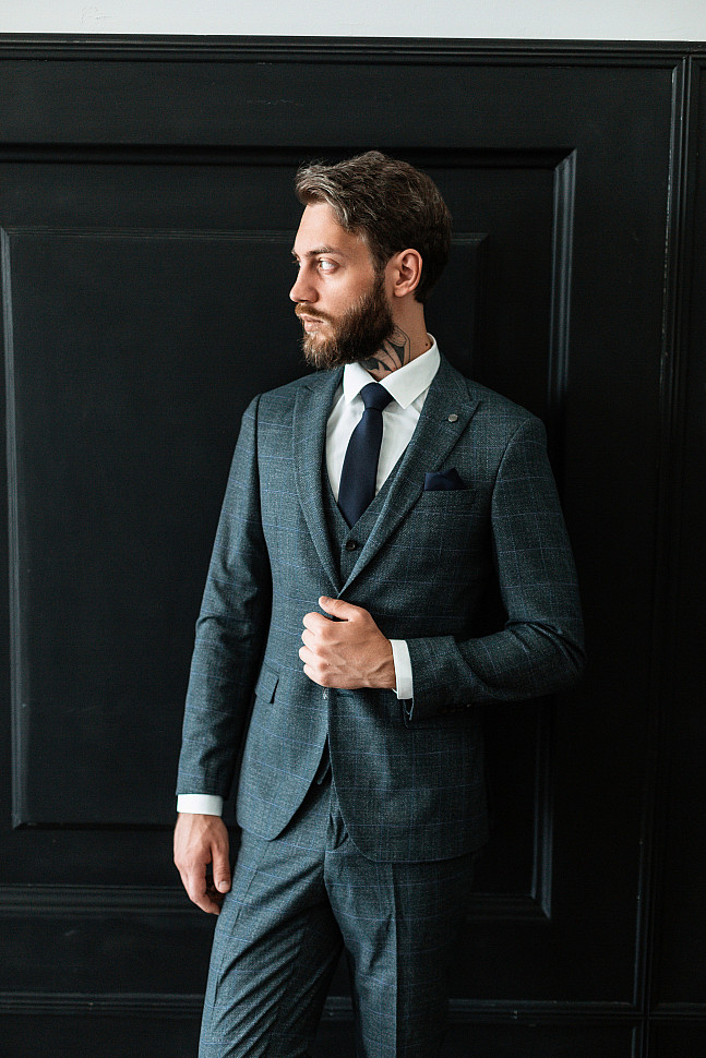 Классический мужской костюм