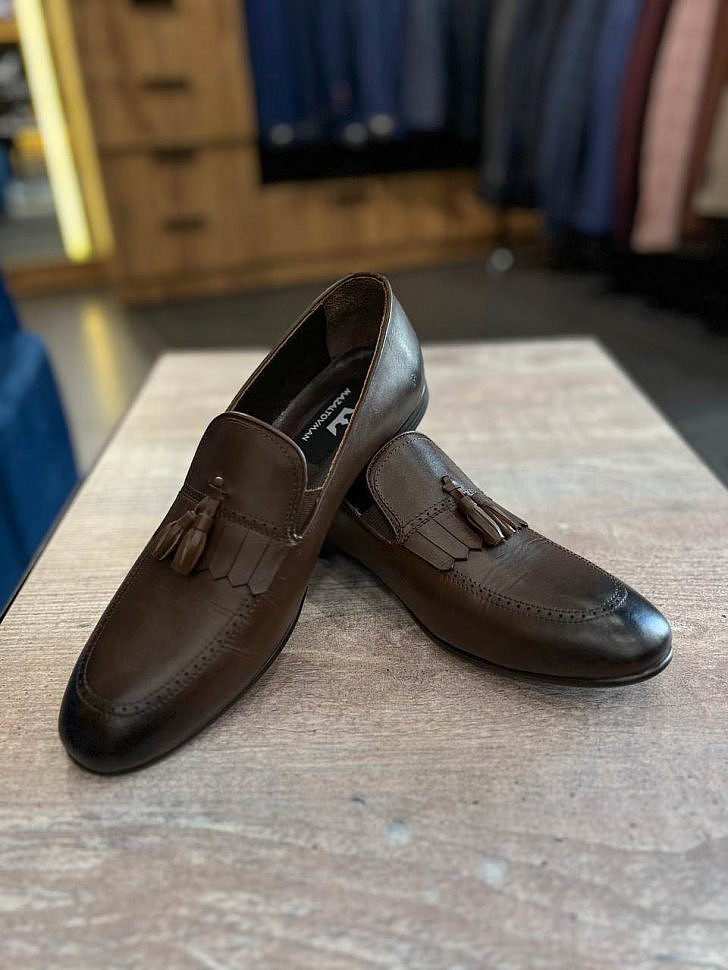 Лоферы мужские с кисточками