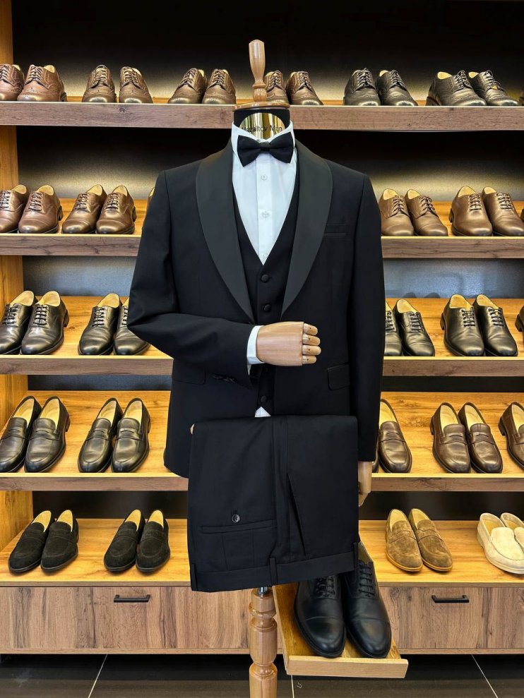 Смокинг MAZALTOVMAN 3-ка Черный