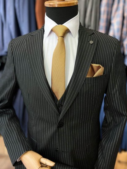 Костюм MAZALTOVMAN 3-ка Черный в полоску