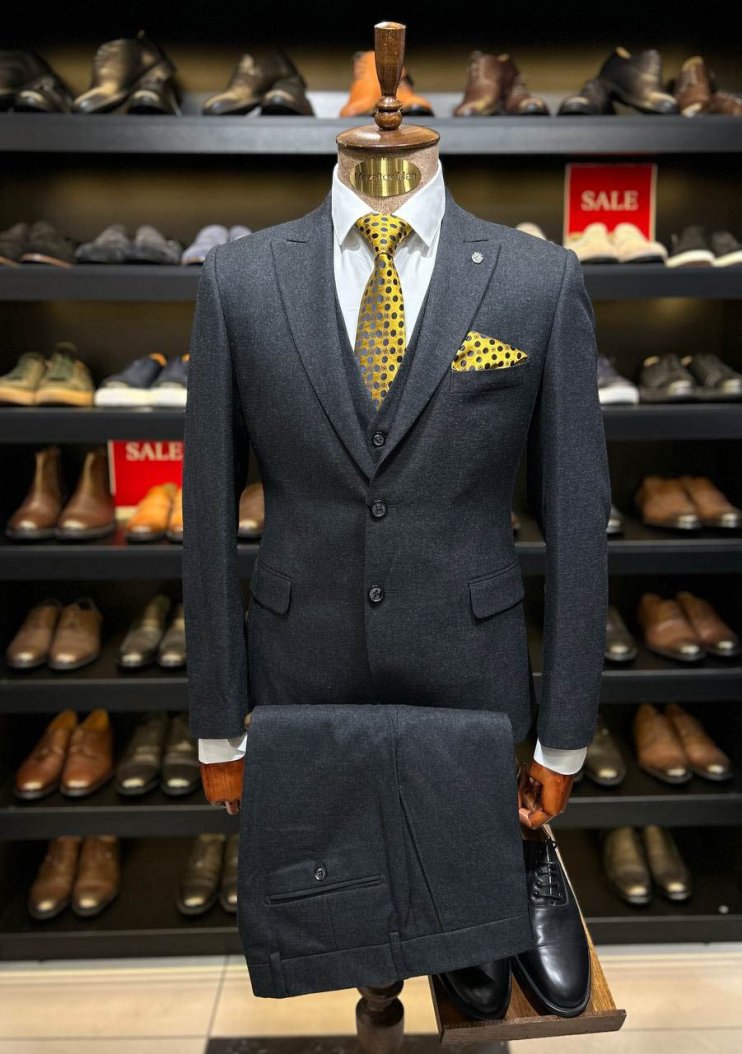 Костюм EMR 3-ка Серый фактурный