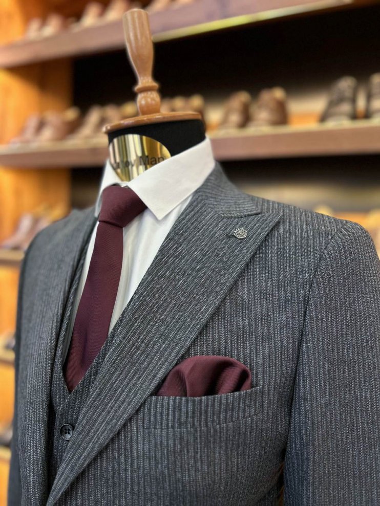 Костюм ERN 3-ка Серый в полоску